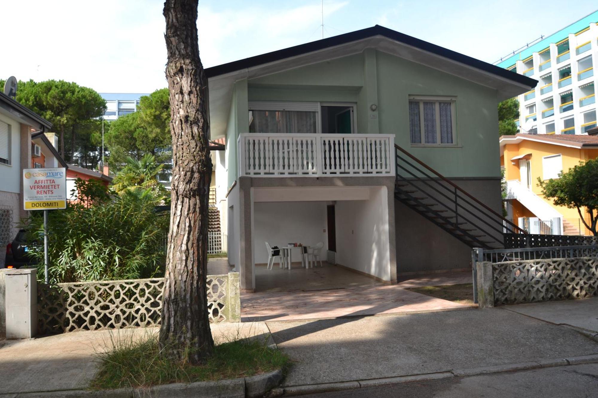 Dolomiti Apartment Bibione Exterior photo